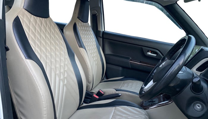 2020 Maruti New Wagon-R VXI 1.0 AMT, Petrol, Automatic, 65,974 km, Right Side Front Door Cabin