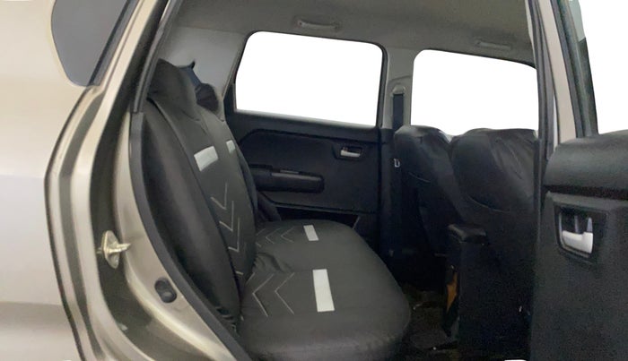2021 Maruti New Wagon-R VXI 1.0, Petrol, Manual, 53,216 km, Right Side Rear Door Cabin