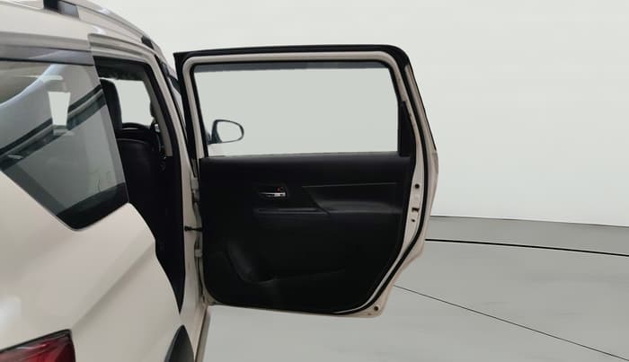2021 Maruti XL6 ZETA MT, Petrol, Manual, 1,50,160 km, RHS Rear Door