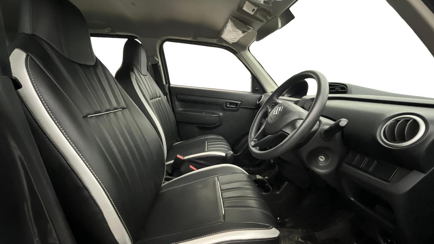 2020 Maruti S PRESSO VXI PLUS AMT, Petrol, Automatic, 17,977 km, Right Side Front Door Cabin