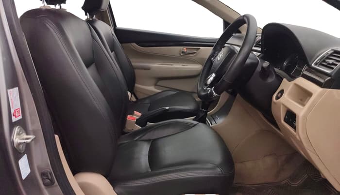 2017 Maruti Ciaz ZETA 1.4  MT PETROL, CNG, Manual, 78,293 km, Right Side Front Door Cabin