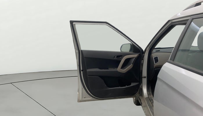 2017 Hyundai Creta E PLUS 1.6 PETROL, Petrol, Manual, 94,385 km, LHS Front Door