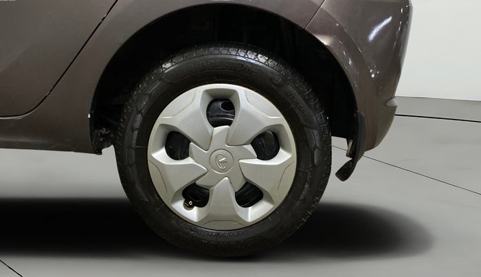 2017 Tata Tiago XT PETROL, Petrol, Manual, 50,317 km, Left Rear Wheel
