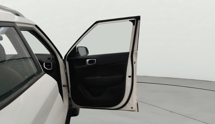 2020 Hyundai VENUE SX 1.0 TURBO IMT, Petrol, Manual, 50,034 km, RHS Front Door