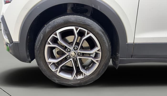 2022 Skoda KUSHAQ STYLE 1.5L TSI DSG, Petrol, Automatic, 40,532 km, Left Front Wheel