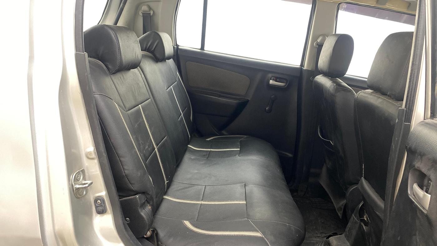 2015 Maruti Wagon R 1.0 LXI CNG, CNG, Manual, 76,434 km, Right Side Rear Door Cabin