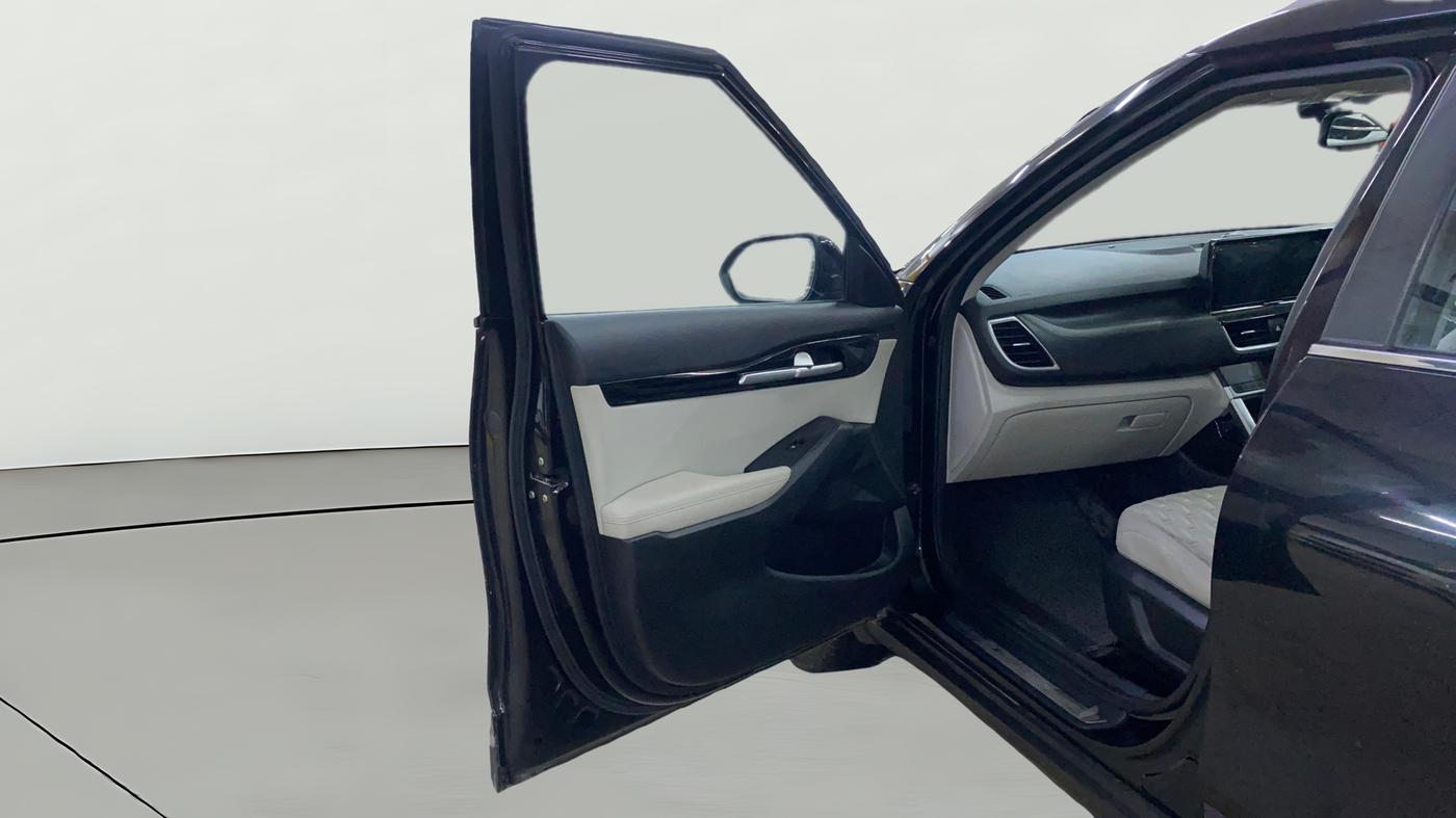 2022 KIA SELTOS HTX 1.5 PETROL, Petrol, Manual, 28,668 km, LHS Front Door