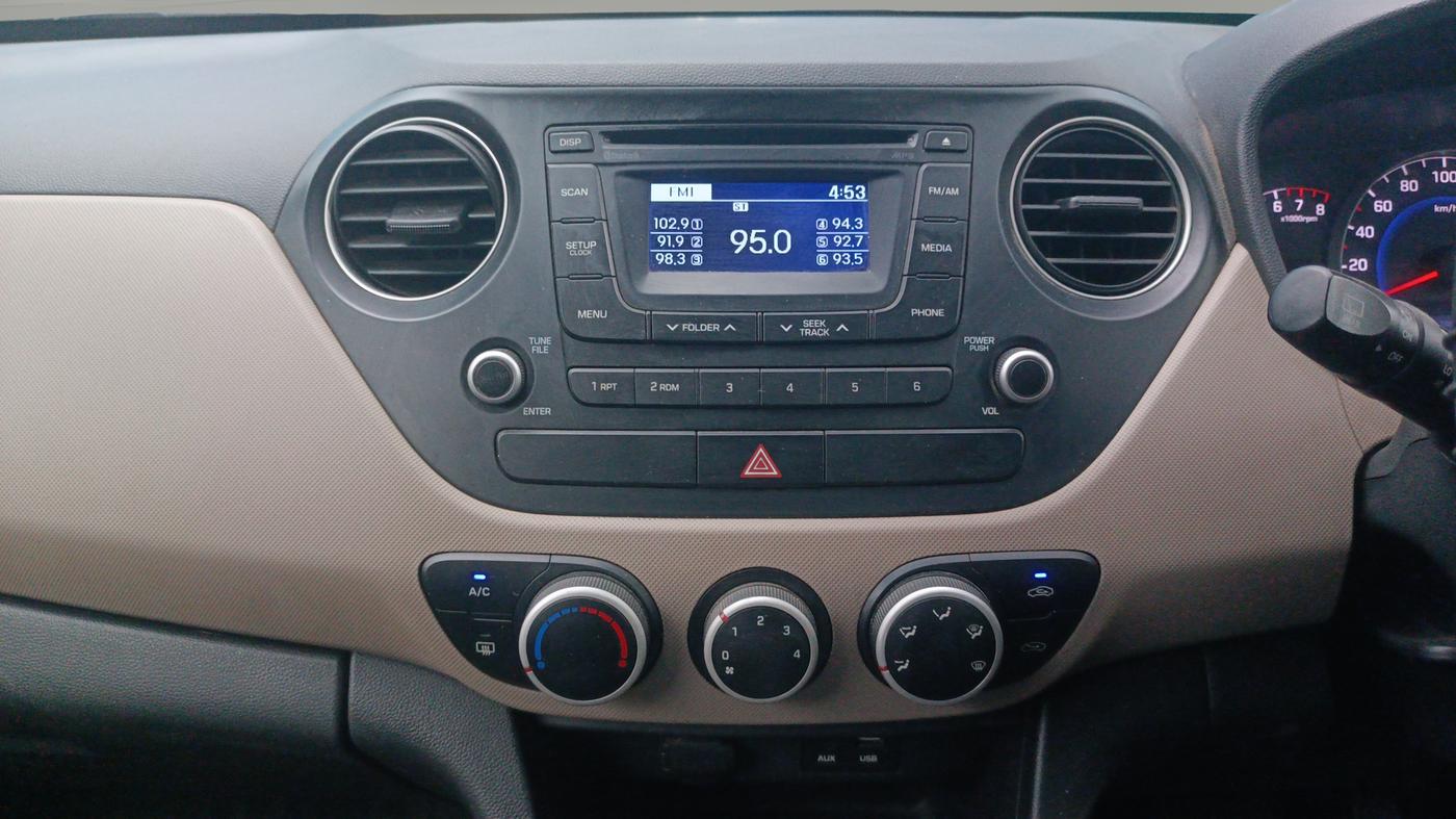 2015 Hyundai Grand i10 ASTA AT 1.2 KAPPA VTVT, Petrol, Automatic, 70,883 km, Air Conditioner