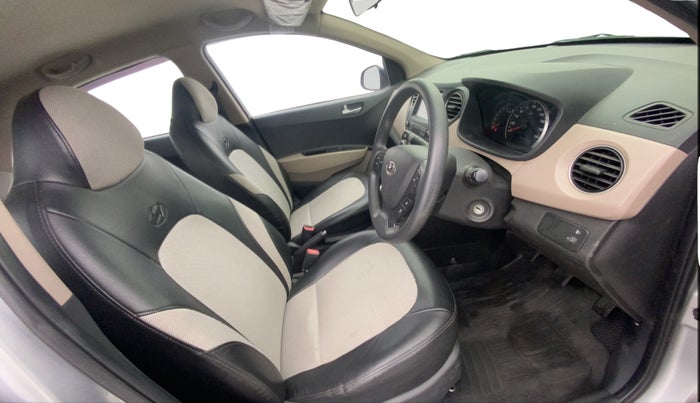 2019 Hyundai Grand i10 SPORTZ 1.2 KAPPA VTVT, Petrol, Manual, 52,441 km, Right Side Front Door Cabin