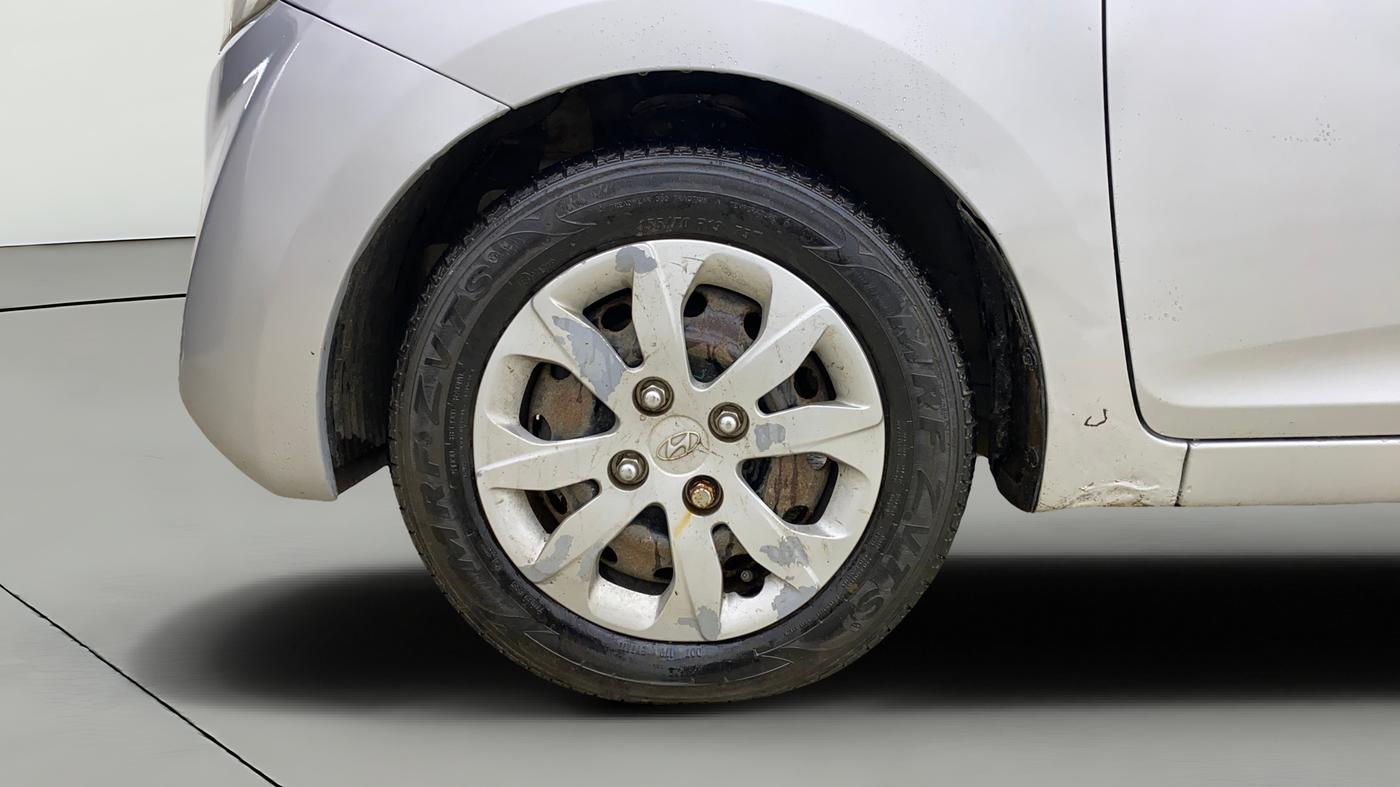 2017 Hyundai Eon MAGNA +, Petrol, Manual, 29,910 km, Left Front Wheel