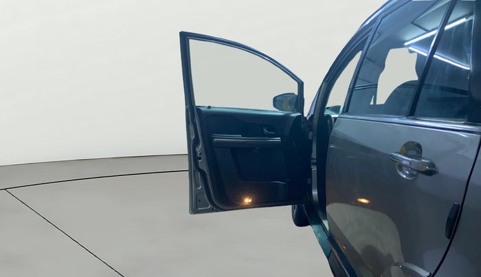 2017 Tata Hexa XT 4X2 7 STR, Diesel, Manual, 1,35,773 km, LHS Front Door