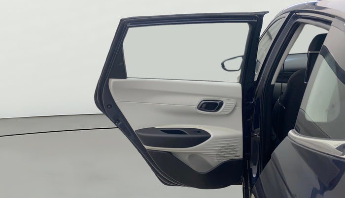 2025 Hyundai NEW I20 Sportz (O) 1.2 IVT, Petrol, Automatic, 2,954 km, LHS Rear Door