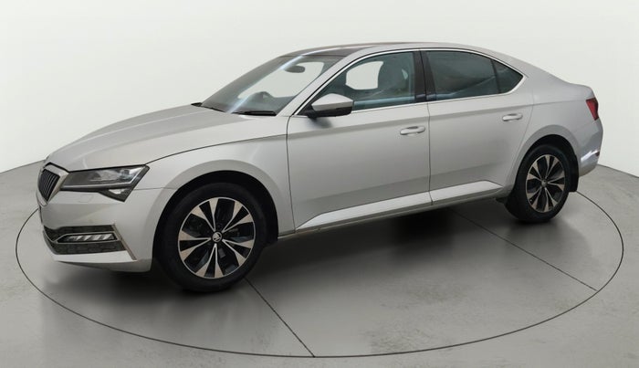 2021 Skoda Superb L&K 2.0 TSI AT, Petrol, Automatic, 43,942 km, Left Front Diagonal