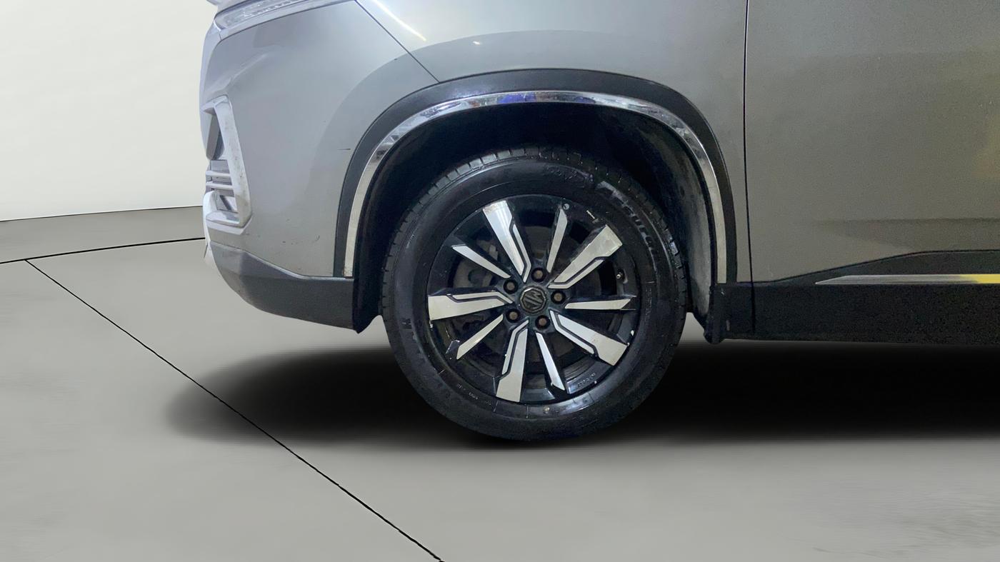 2019 MG HECTOR SHARP HYBRID 1.5 PETROL, Petrol, Manual, 77,872 km, Left Front Wheel