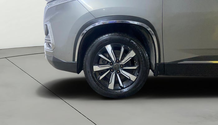 2019 MG HECTOR SHARP HYBRID 1.5 PETROL, Petrol, Manual, 77,872 km, Left Front Wheel