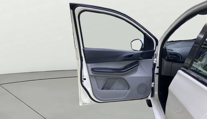 2021 Tata Tiago XZ PETROL, Petrol, Manual, 49,561 km, LHS Front Door