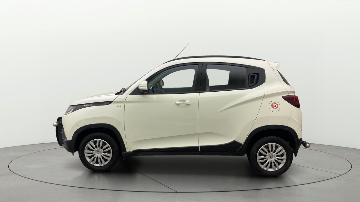 2016 Mahindra Kuv100 K6 D 5 STR, Diesel, Manual, 64,018 km, Left Side