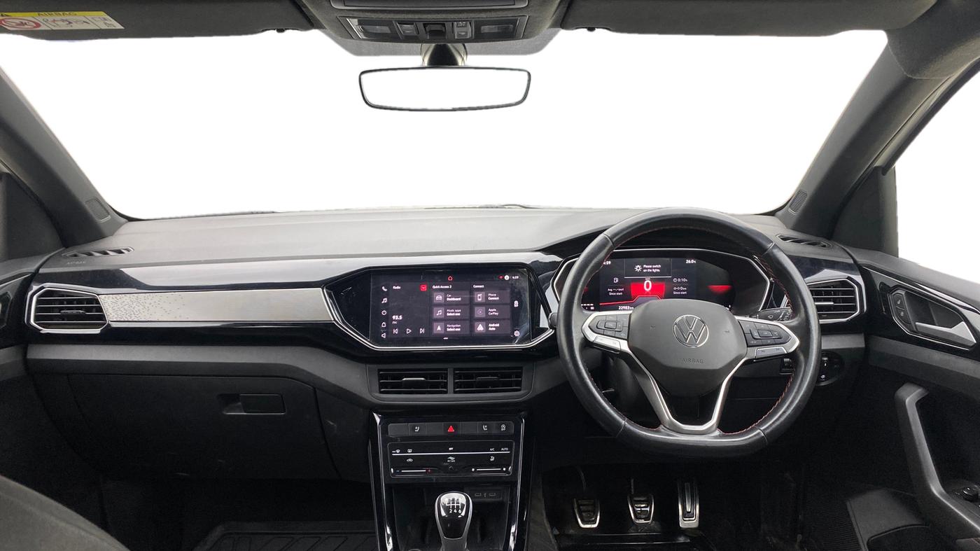 2024 Volkswagen TAIGUN  GT PLUS 1.5 TSI MT, Petrol, Manual, 22,982 km, Dashboard