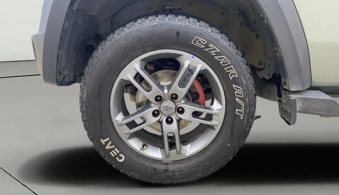 2021 Mahindra Thar LX PETROL HT 4WD AT, Petrol, Automatic, 26,348 km, Left Front Wheel