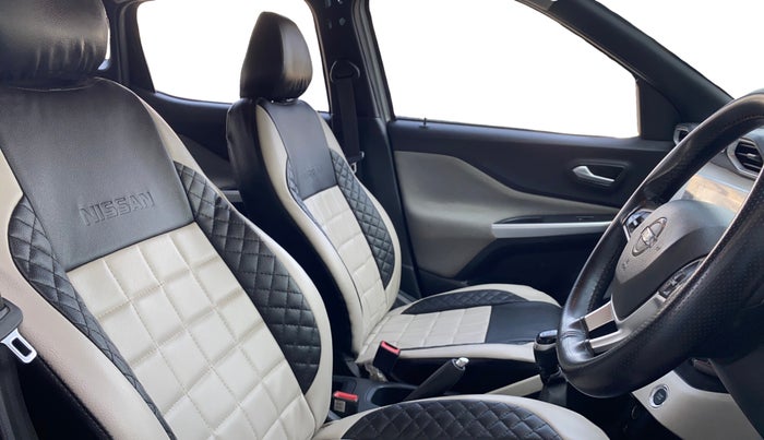 2021 Nissan MAGNITE XV TURBO, Petrol, Manual, 52,560 km, Right Side Front Door Cabin
