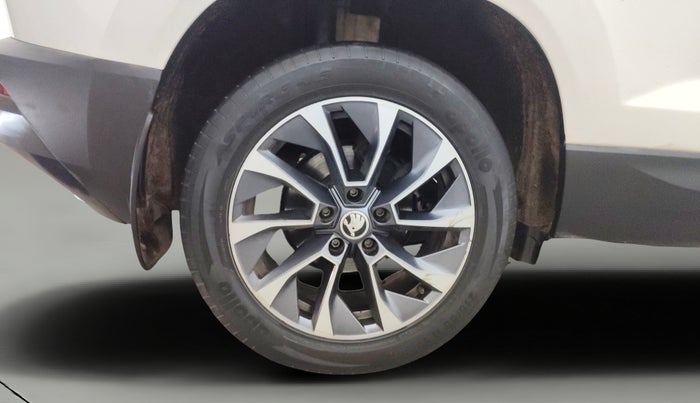 2020 Skoda Karoq STYLE 1.5 TSI AT, Petrol, Automatic, 92,444 km, Right Rear Wheel