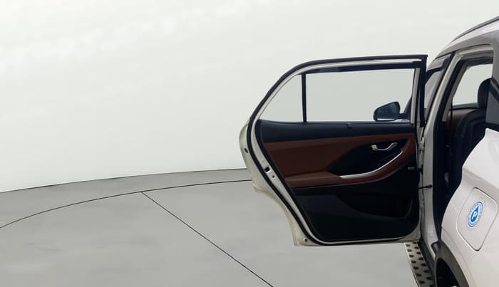 2023 Hyundai ALCAZAR 1.5 SIGNATURE (O) TURBO DCT 7, Petrol, Automatic, 20,034 km, LHS Rear Door