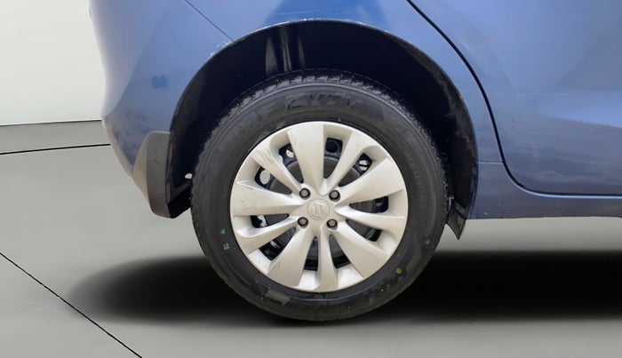 2017 Maruti Baleno DELTA PETROL 1.2, Petrol, Manual, 1,28,599 km, Right Rear Wheel