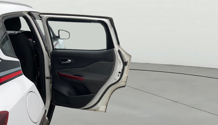 2022 Nissan MAGNITE XV MT, Petrol, Manual, 47,465 km, RHS Rear Door