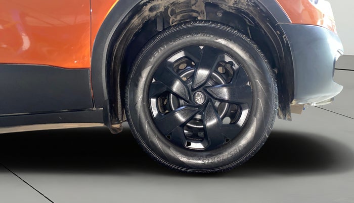 2022 Tata PUNCH ADVENTURE MT, Petrol, Manual, 15,155 km, Right Front Wheel