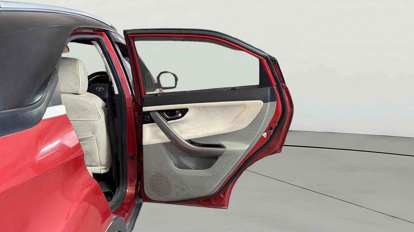 2018 Tata NEXON XZA PLUS PETROL, Petrol, Automatic, 74,243 km, RHS Rear Door