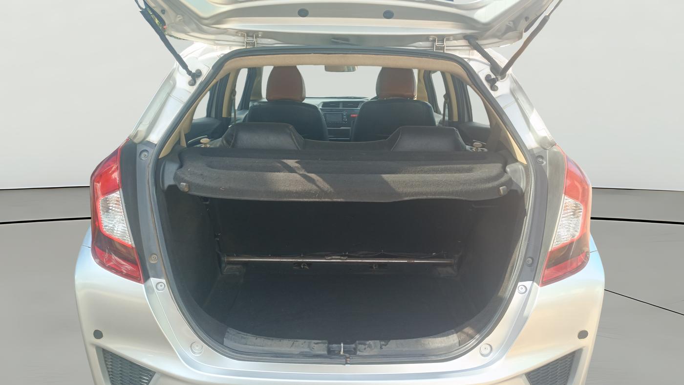 2015 Honda Jazz 1.2L I-VTEC V AT, Petrol, Automatic, 77,421 km, Boot Open Zoomed View