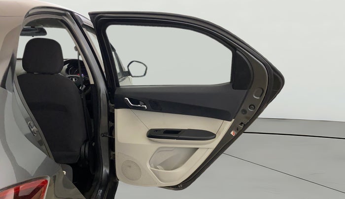 2022 Tata Tiago XZ PLUS CNG, CNG, Manual, 39,577 km, RHS Rear Door