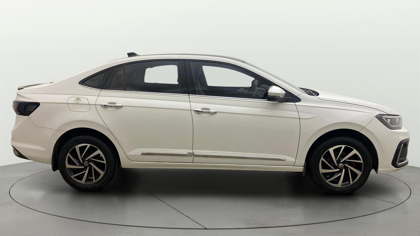 2022 Volkswagen VIRTUS TOPLINE TSI 1.0 MT, Petrol, Manual, 70,156 km, Right Side View