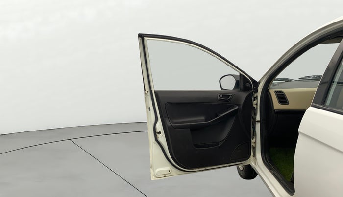 2017 Tata Zest XE PETROL, Petrol, Manual, 70,061 km, LHS Front Door