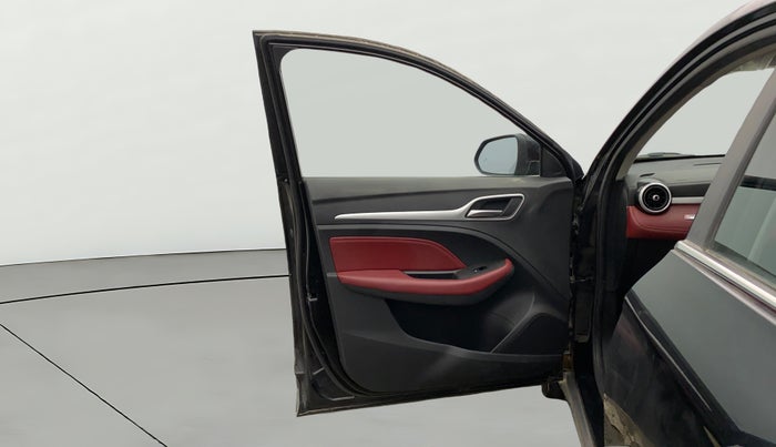 2023 MG ASTOR SAVVY 1.3 TURBO AT S RED, Petrol, Automatic, 16,039 km, LHS Front Door