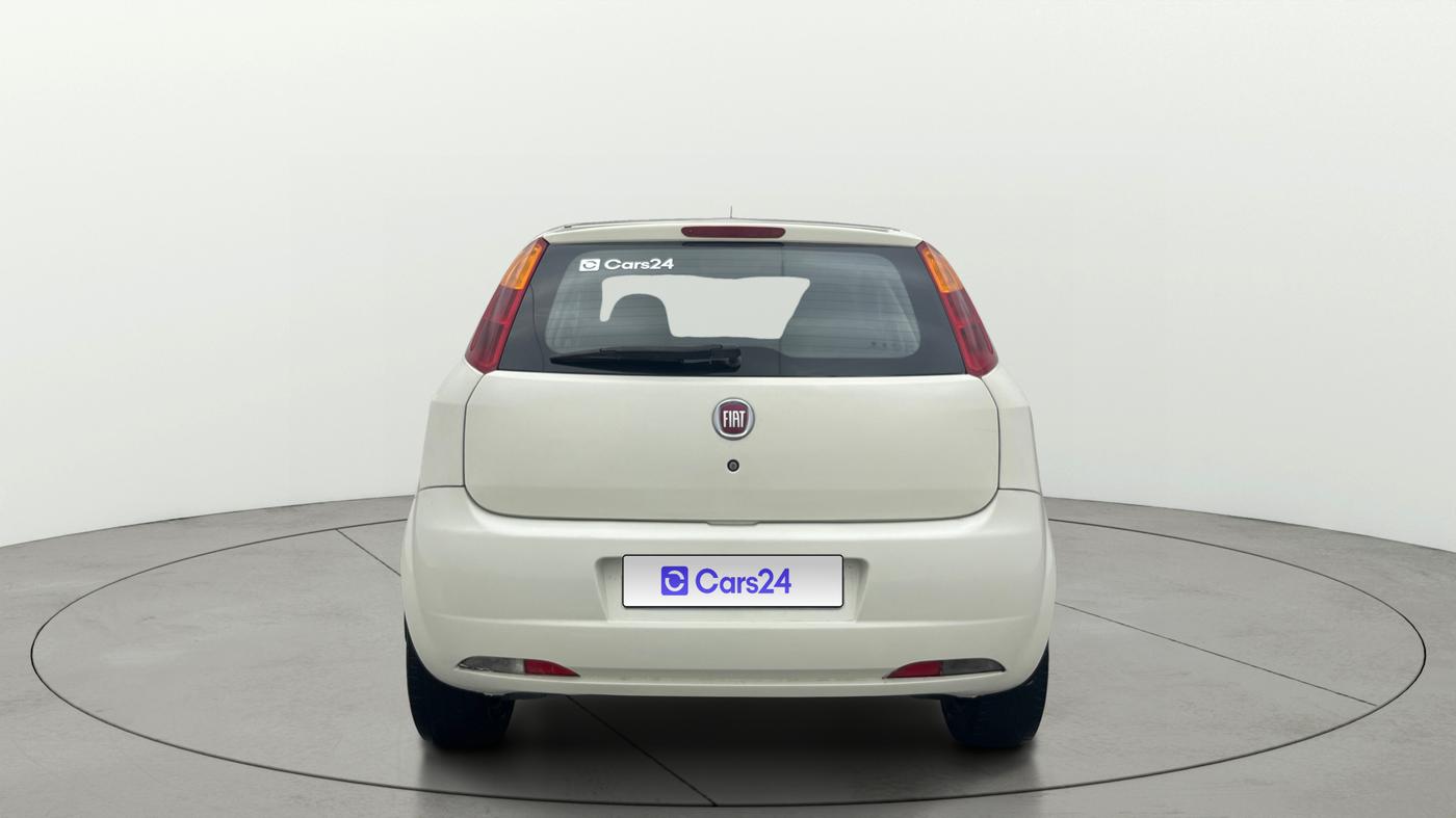 2013 Fiat Grand Punto Emotion 1.3, Diesel, Manual, 1,05,831 km, Back/Rear