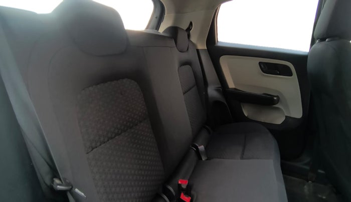 2022 Tata ALTROZ XT PETROL, Petrol, Manual, 1,01,013 km, Right Side Rear Door Cabin