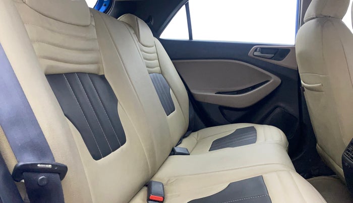 2017 Hyundai Elite i20 SPORTZ 1.2, Petrol, Manual, 54,263 km, Right Side Rear Door Cabin