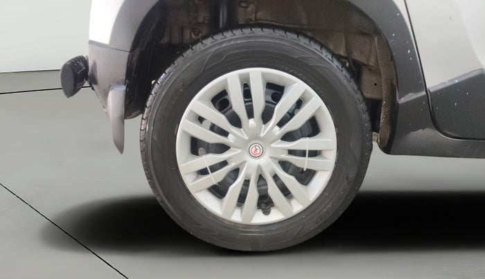 2016 Mahindra Kuv100 K6 D 6 STR, Diesel, Manual, 94,339 km, Right Rear Wheel