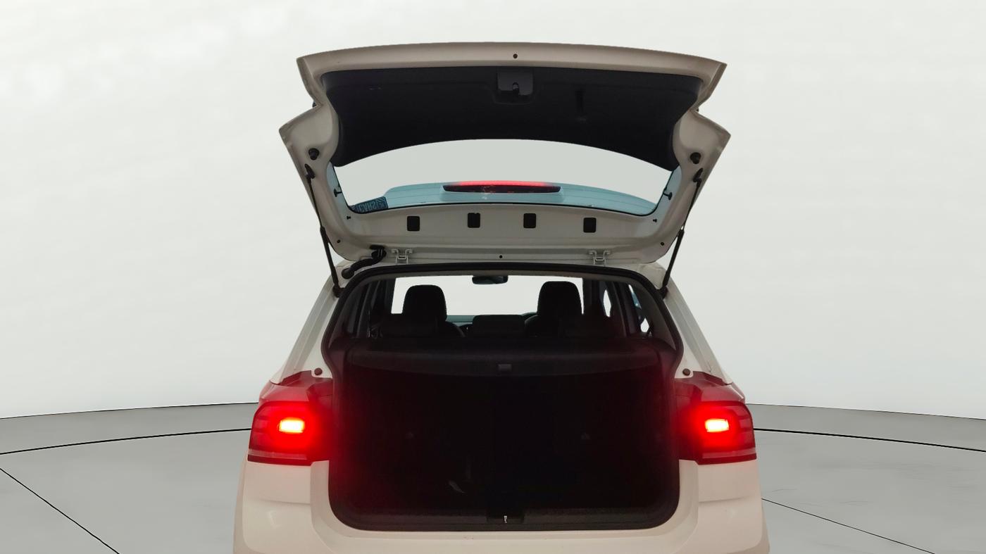 2023 Volkswagen TAIGUN  Topline 1.0 TSI AT (Electric Seats), Petrol, Automatic, 28,799 km, Boot Door Open