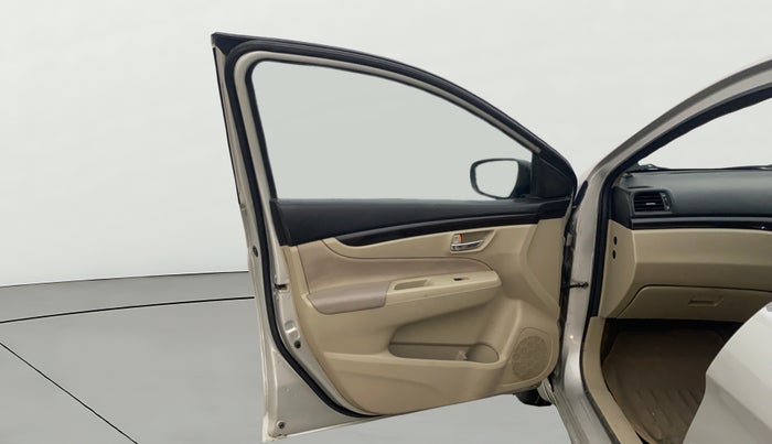 2016 Maruti Ciaz VXI, Petrol, Manual, 78,023 km, LHS Front Door