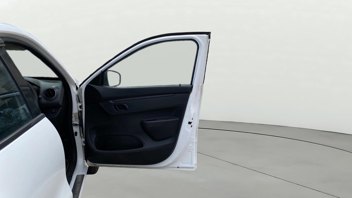 2018 Renault Kwid RXT 1.0 AMT (O), CNG, Automatic, 83,245 km, RHS Front Door