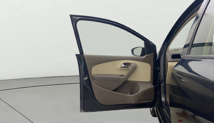 2016 Skoda Rapid 1.6 MPI STYLE PLUS AT, Petrol, Automatic, 87,383 km, LHS Front Door