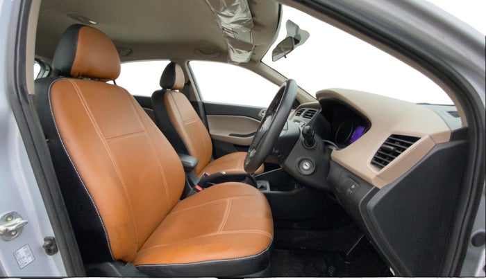 2019 Hyundai Elite i20 MAGNA PLUS 1.2, Petrol, Manual, 18,434 km, Right Side Front Door Cabin
