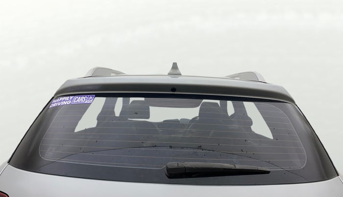 2019 Hyundai VENUE SX 1.0 (O) TURBO, Petrol, Manual, 1,20,117 km, Rear Windshield