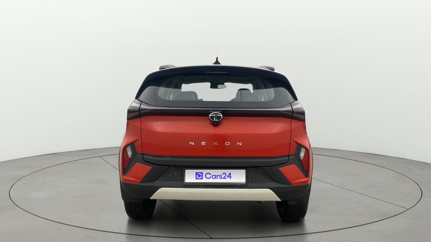 2024 Tata NEXON CREATIVE PLUS 1.2 REVOTRON 7 DCA DT, Petrol, Automatic, 25,742 km, Back/Rear