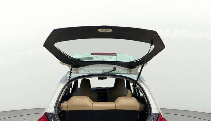 2017 Honda Brio VX MT, Petrol, Manual, 1,01,621 km, Boot Door Open