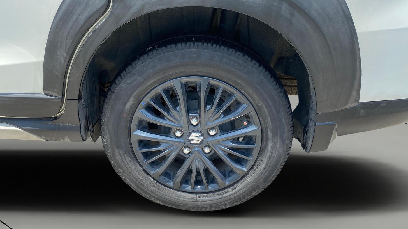 2022 Maruti XL6 ZETA AT, Petrol, Automatic, 29,013 km, Left Rear Wheel
