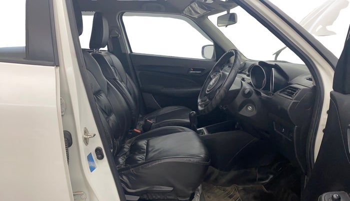 2021 Maruti Swift VXI, Petrol, Manual, 35,798 km, Right Side Front Door Cabin