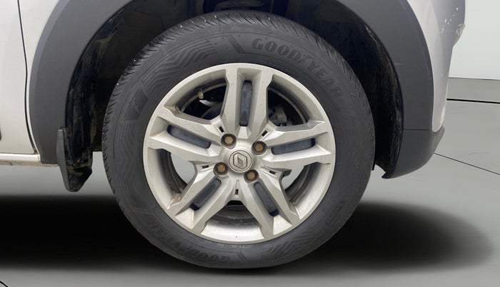 2021 Renault TRIBER RXZ, Petrol, Manual, 33,309 km, Right Front Wheel